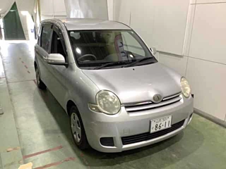 TOYOTA SIENTA 2009