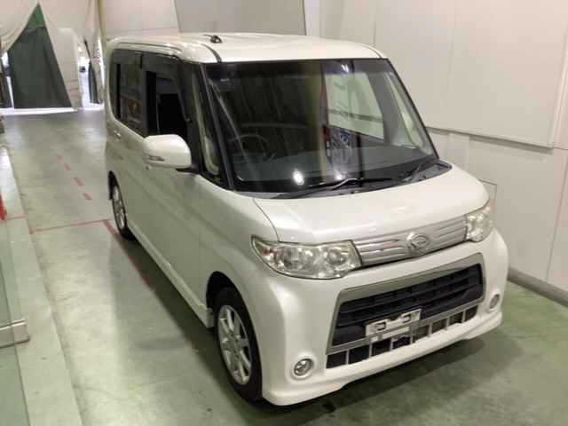 DAIHATSU TANTO 2012
