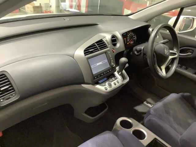 HONDA STREAM 2010