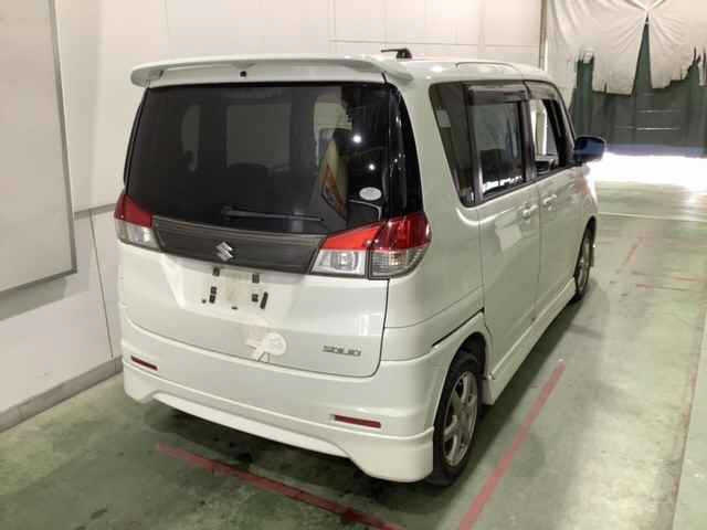 SUZUKI SOLIO 2013