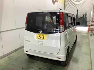 NISSAN ROOX 2011