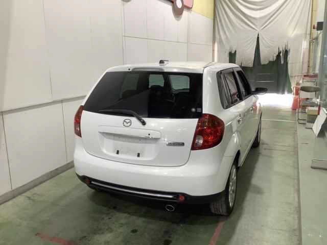 MAZDA VERISA 2011