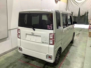DAIHATSU WAKE 2016