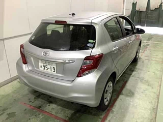 TOYOTA VITZ 2014