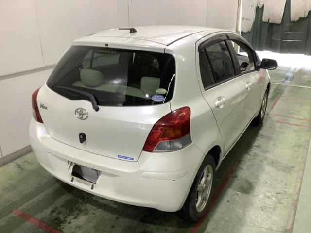TOYOTA VITZ 2009