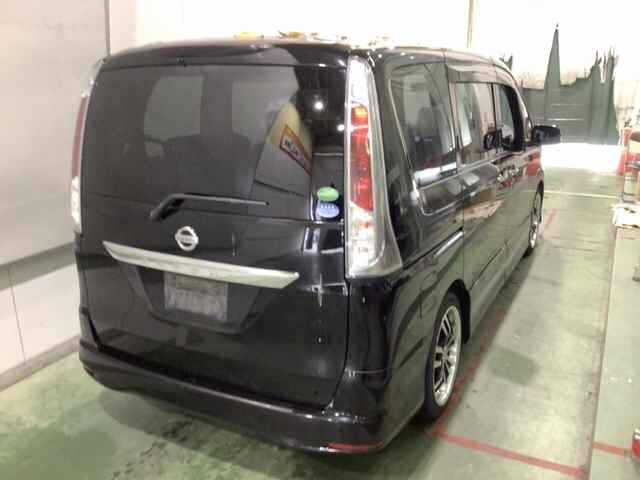 NISSAN SERENA 2013
