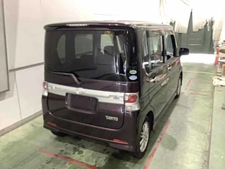 DAIHATSU TANTO 2010