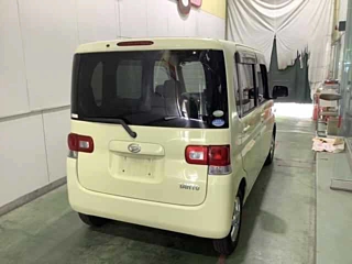 DAIHATSU TANTO 2010