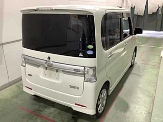 DAIHATSU TANTO 2012