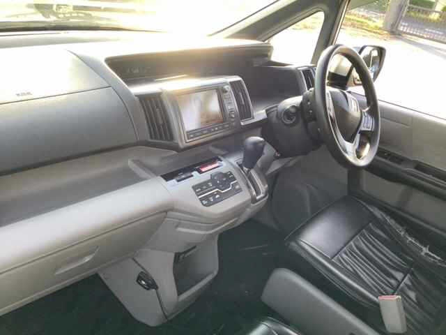 HONDA STEP WAGON 2010