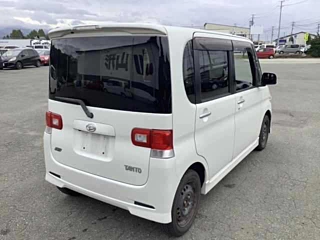 DAIHATSU TANTO 2012
