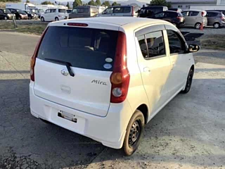 DAIHATSU MIRA 2010