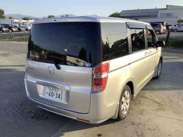 HONDA STEP WAGON 2010