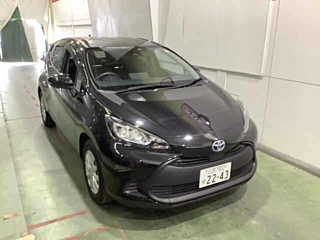 TOYOTA AQUA 2023