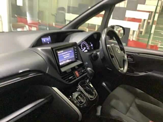 TOYOTA ESQUIRE 2020