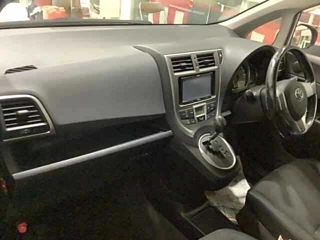 TOYOTA RACTIS 2013