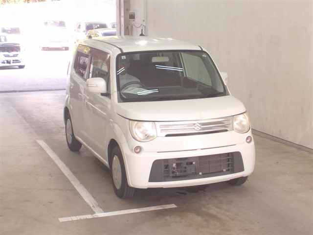 SUZUKI MRWAGON 2011