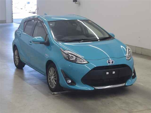TOYOTA AQUA 2020