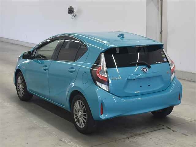 TOYOTA AQUA 2020