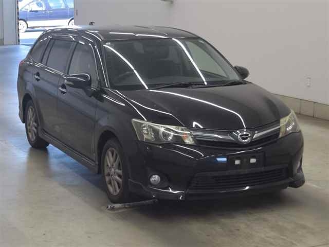 TOYOTA COROLLA FIELDER 2013
