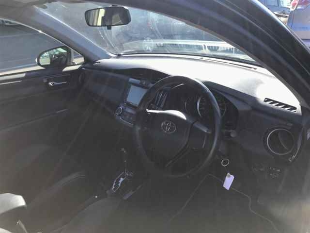 TOYOTA COROLLA FIELDER 2013