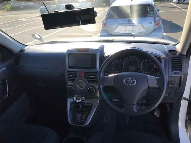 TOYOTA RUSH 2014