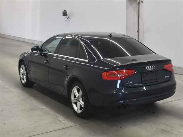 AUDI A4 2015