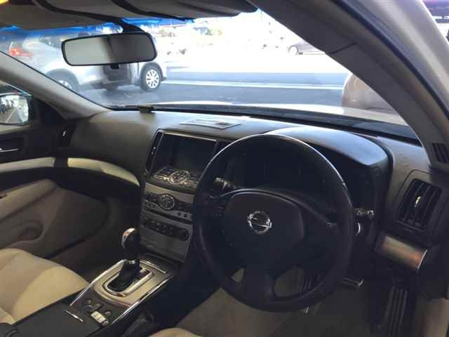 NISSAN SKYLINE 2011
