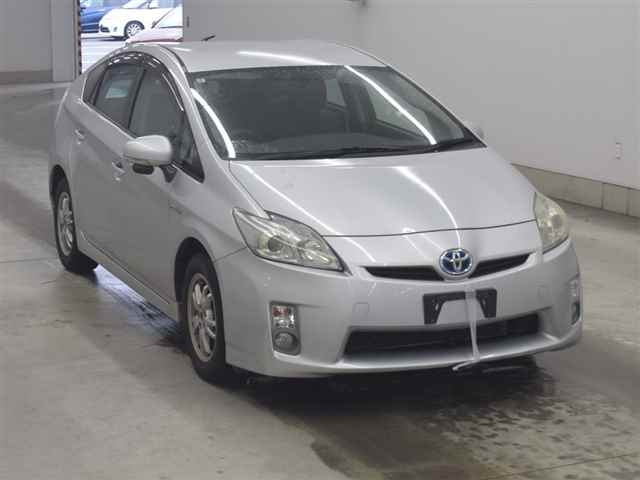 TOYOTA PRIUS 2010