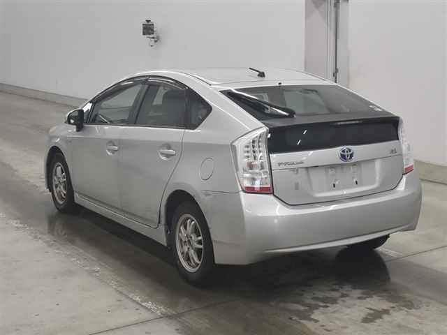 TOYOTA PRIUS 2010