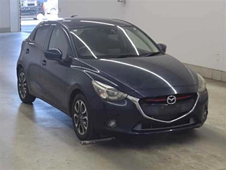 MAZDA DEMIO 2015