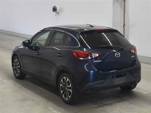 MAZDA DEMIO 2015