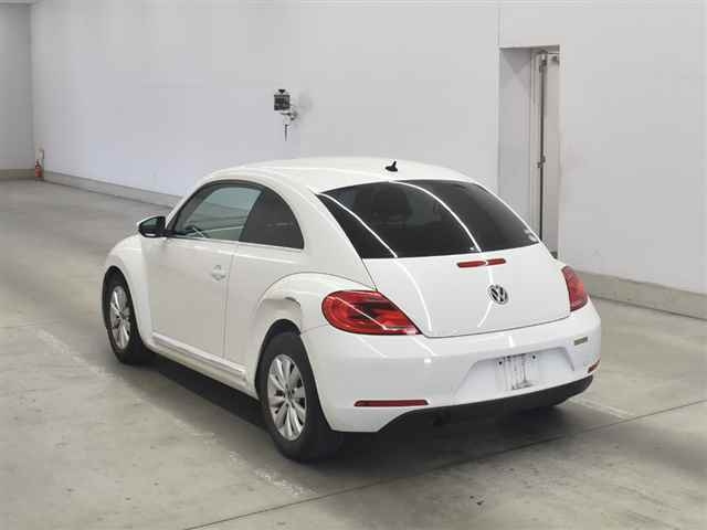 VOLKSWAGEN THE BEETLE 2012