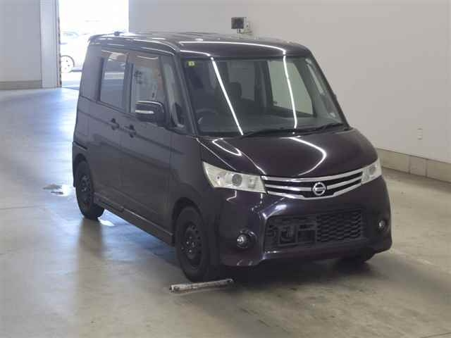 NISSAN ROOX 2010