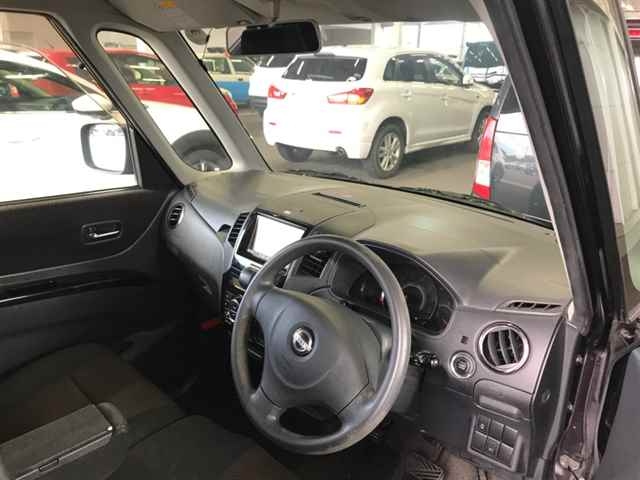 NISSAN ROOX 2010