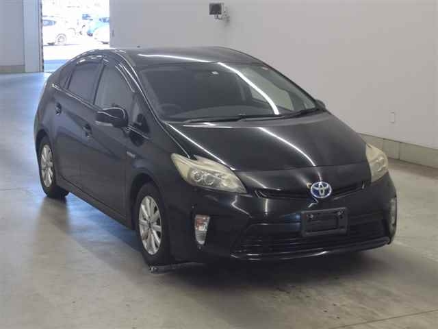 TOYOTA PRIUS 2012