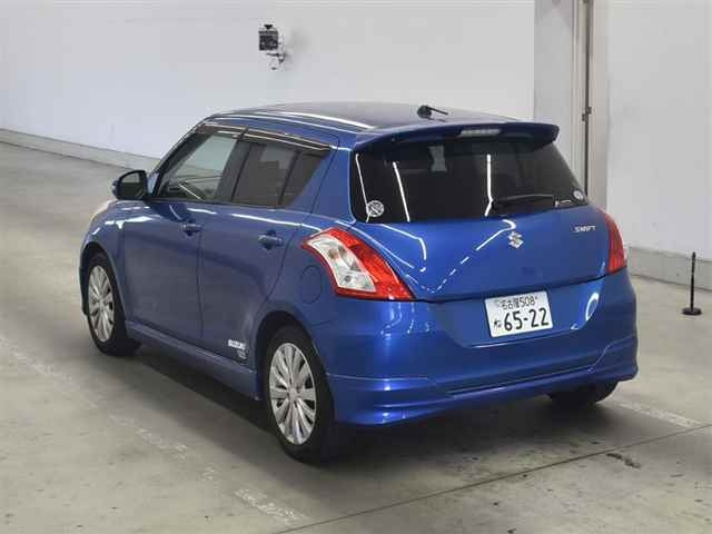 SUZUKI SWIFT 2011