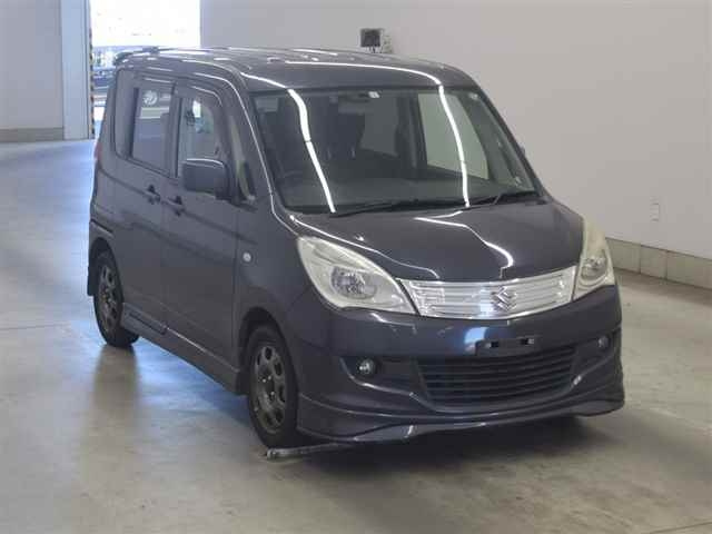 SUZUKI SOLIO 2013