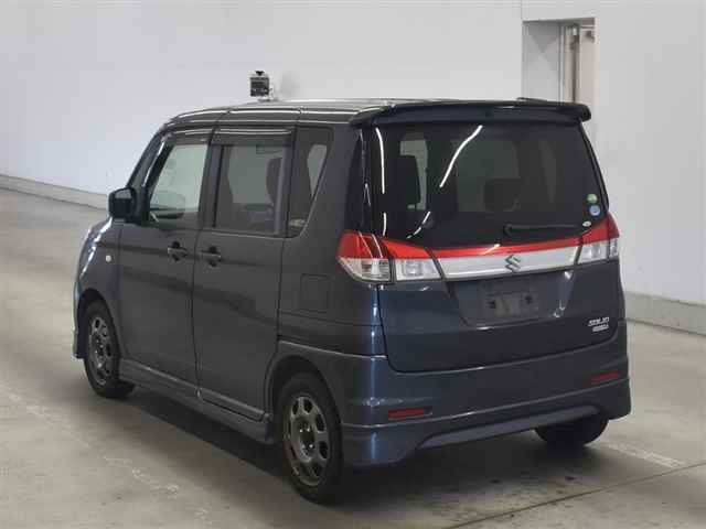 SUZUKI SOLIO 2013