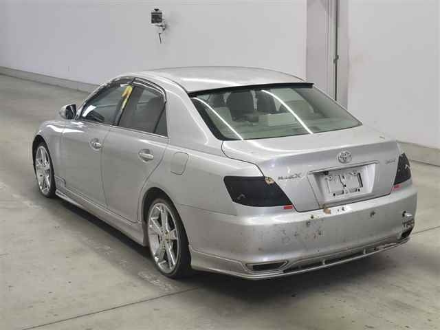 TOYOTA MARK X 2009