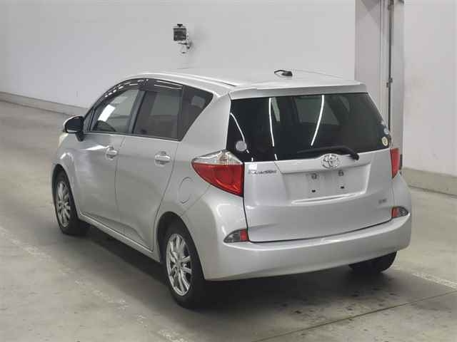 TOYOTA RACTIS 2012