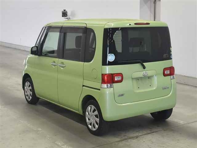 DAIHATSU TANTO 2013