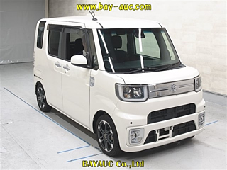 TOYOTA PIXIS MEGA 2016
