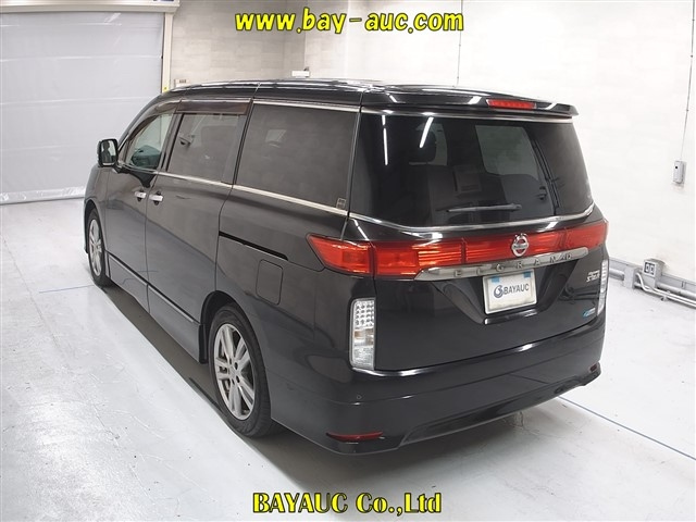 NISSAN ELGRAND 2012