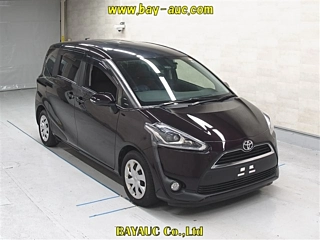 TOYOTA SIENTA 2017