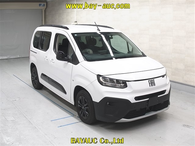 FIAT DOBLO 2025