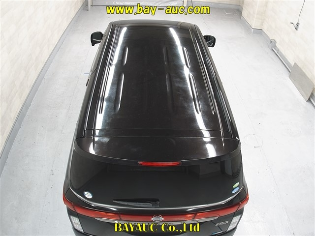 NISSAN ELGRAND 2010