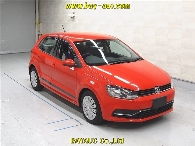 VOLKSWAGEN POLO 2016