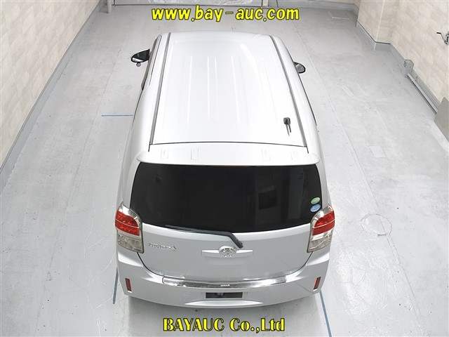TOYOTA SPADE 2013