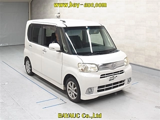 DAIHATSU TANTO 2013